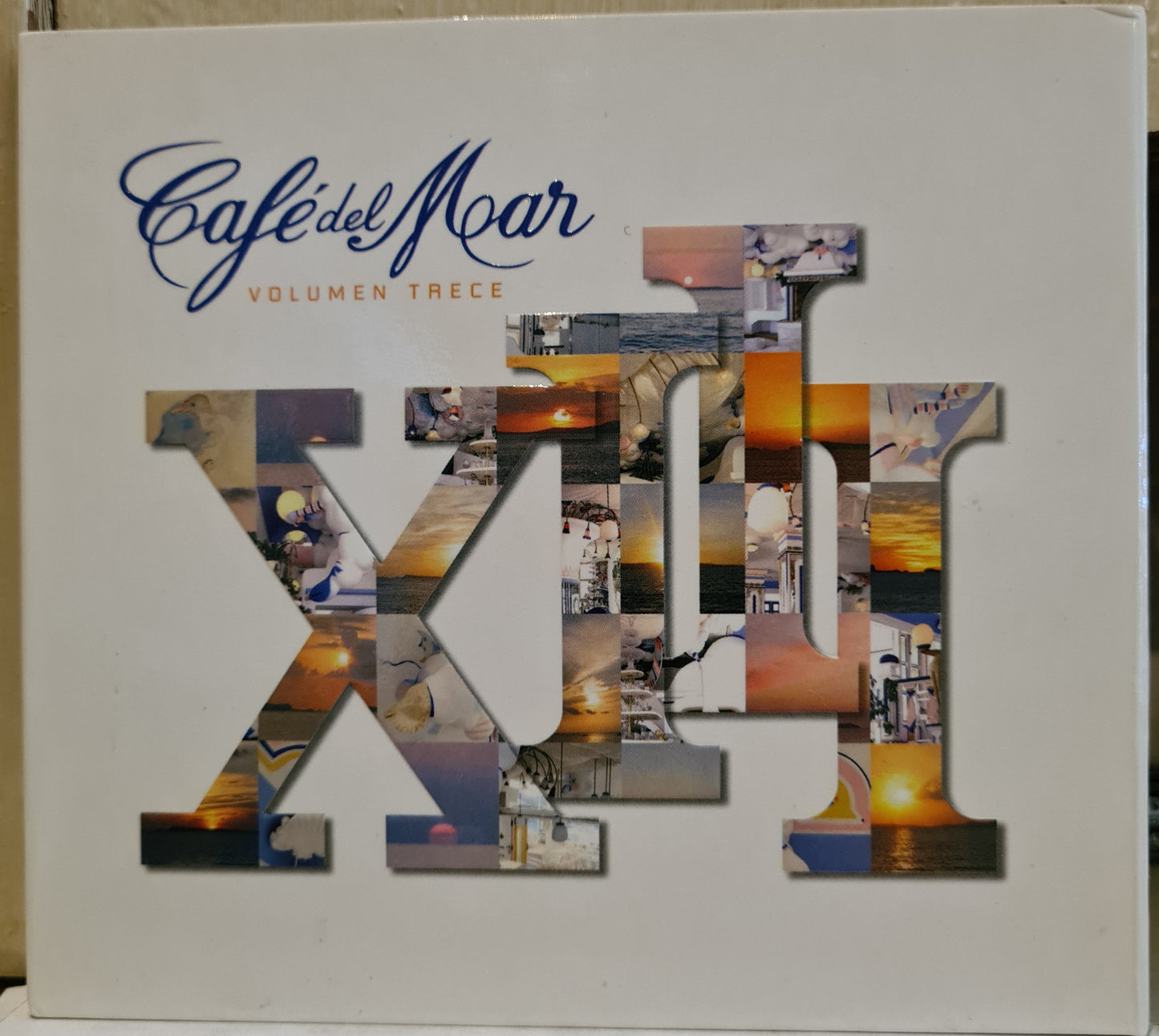 Café Del Mar ~ Volumen Trece (2xCD)