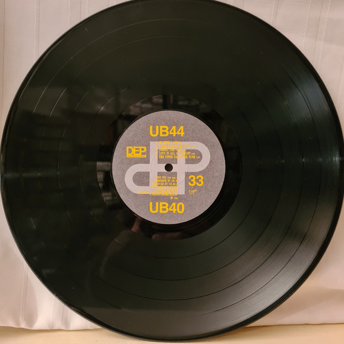 UB40 ~ UB44 (Vinyl RSA VG+)